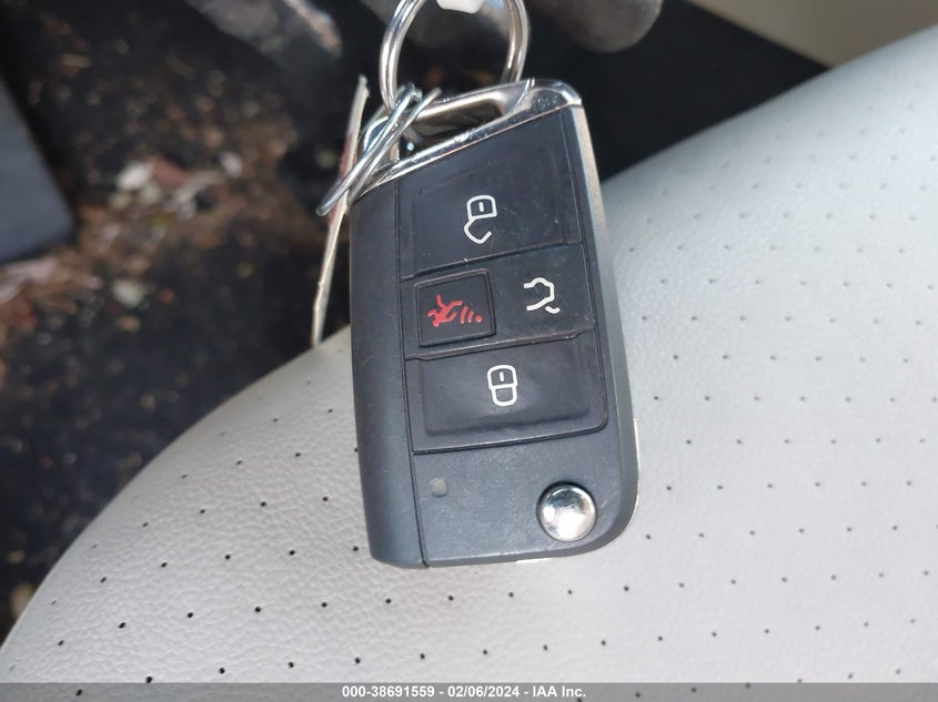 2015 VOLKSWAGEN GOLF SPORTWAGEN TDI S 4-DOOR - 3VWCA7AU6FM512014