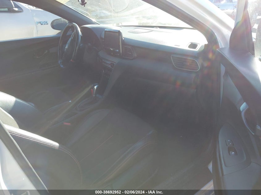 2019 HYUNDAI VELOSTER 2.0 PREMIUM - KMHTG6AFXKU007690