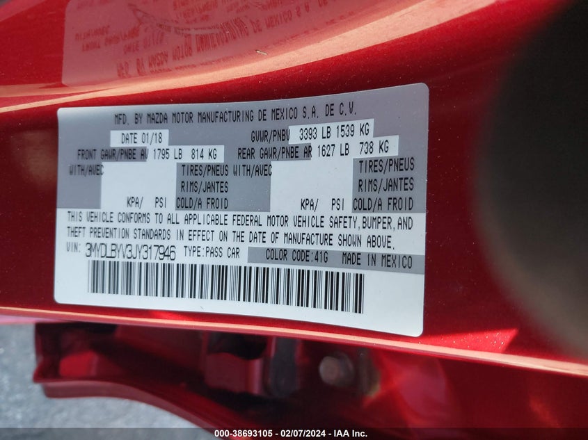VIN 3MYDLBYV3JY317946 2018 TOYOTA YARIS IA