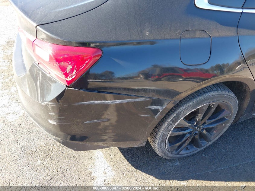 2018 CHEVROLET MALIBU LT - 1G1ZD5ST1JF212123