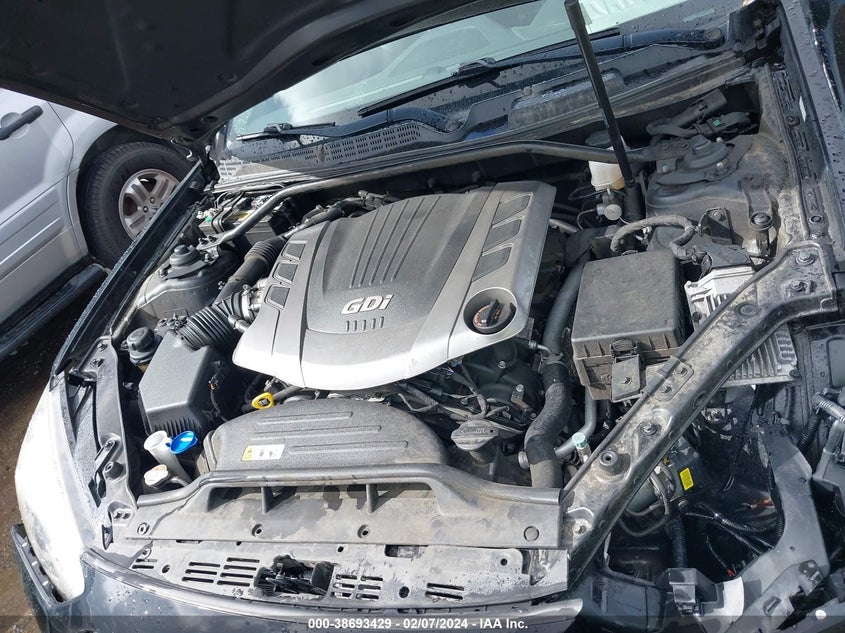2016 HYUNDAI GENESIS 3.8 BASE - KMHHT6KJ9GU137245