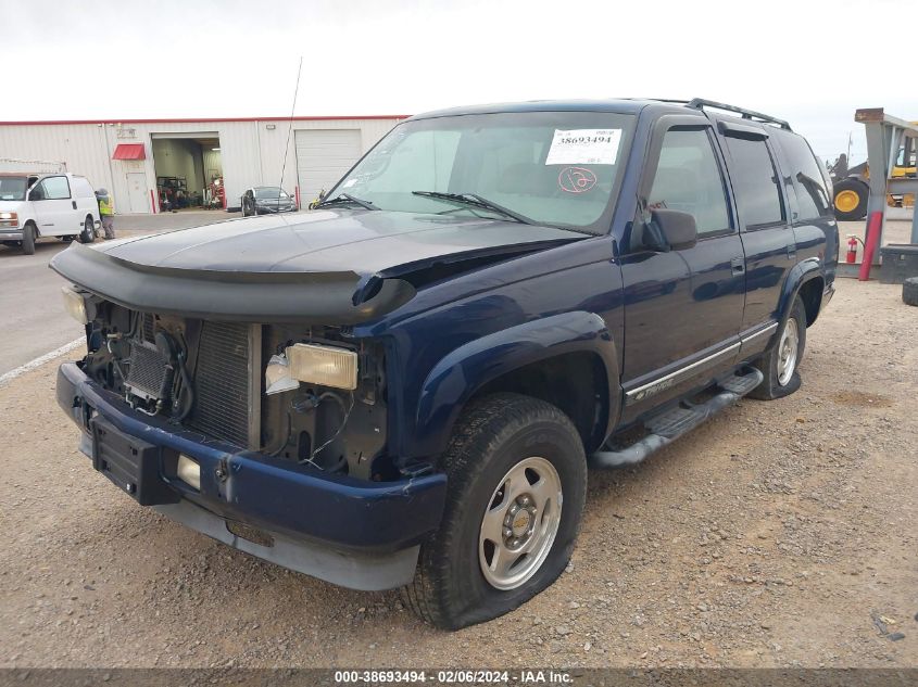 2000 Chevrolet Tahoe Z71 VIN: 1GNEK13R3YR105727 Lot: 38693494