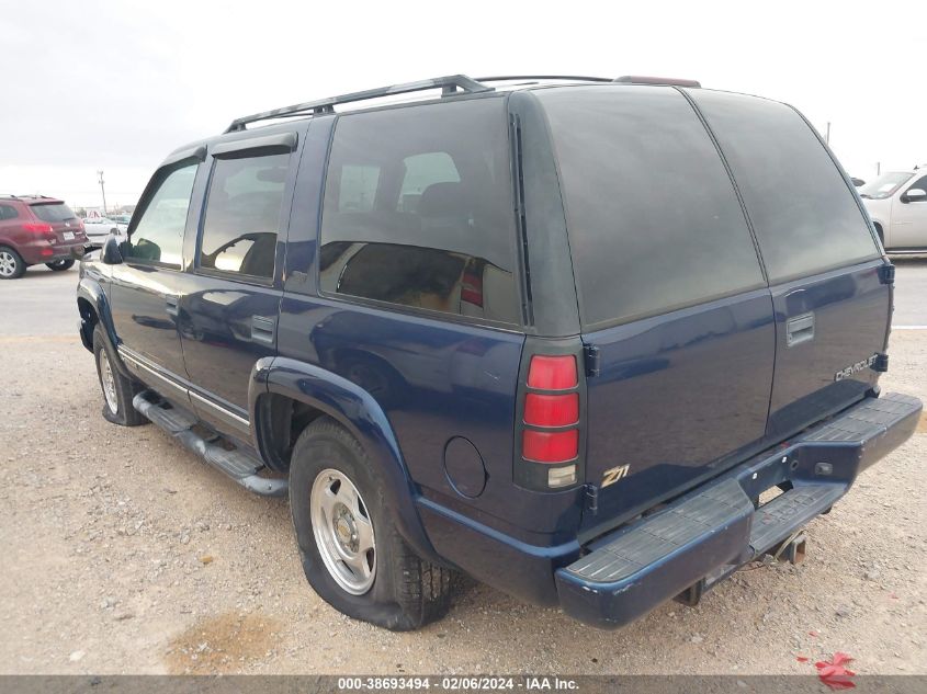 2000 Chevrolet Tahoe Z71 VIN: 1GNEK13R3YR105727 Lot: 38693494