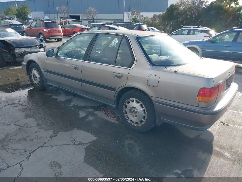 1992 Honda Accord Ex VIN: 1HGCB7674NA230230 Lot: 38693597