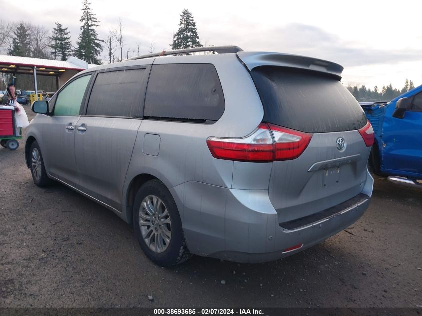 5TDYK3DC8FS654155 2015 TOYOTA SIENNA, photo no. 3