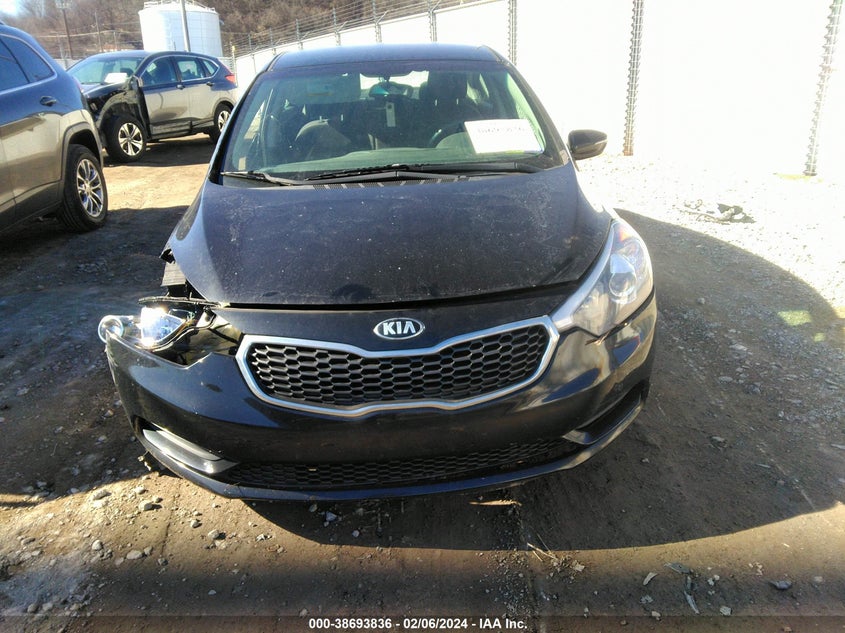 2016 KIA FORTE LX - KNAFX4A66G5500819
