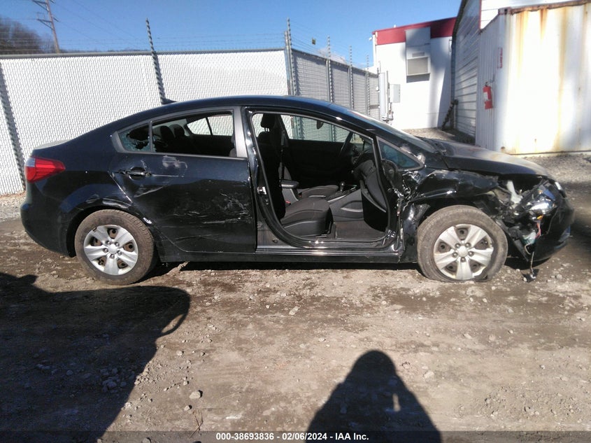2016 KIA FORTE LX - KNAFX4A66G5500819