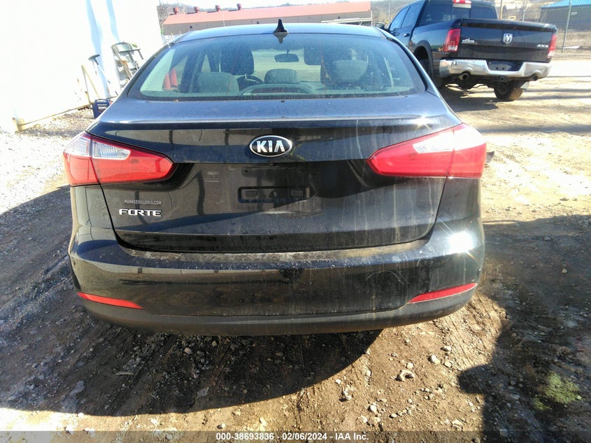 2016 KIA FORTE LX - KNAFX4A66G5500819