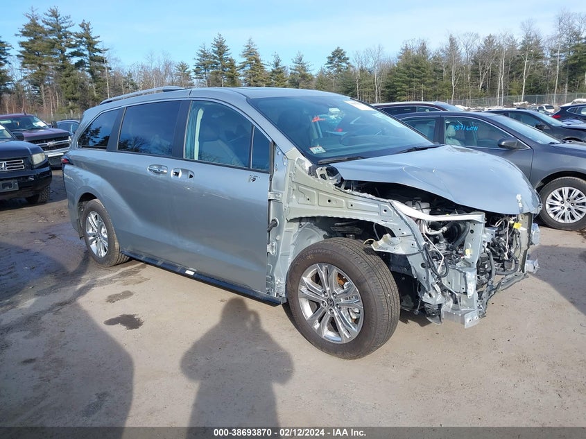 2023 TOYOTA SIENNA