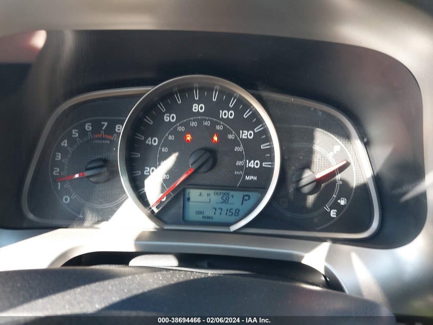 2013 TOYOTA RAV4 XLE - JTMWFREV6DD002948