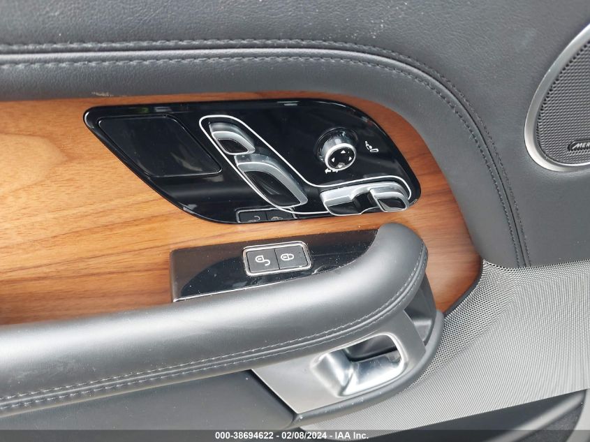 2018 Land Rover Range Rover - SALGS2RE9JA390684