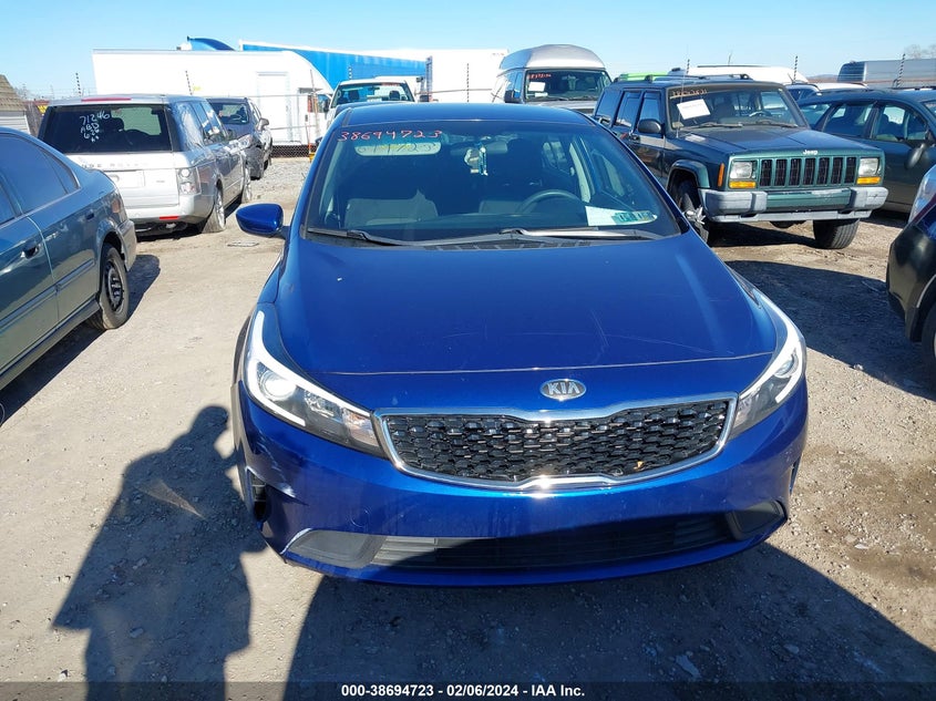 2018 KIA FORTE LX - 3KPFK4A7XJE167708