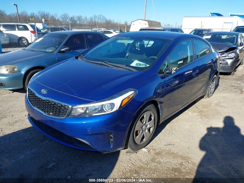 2018 KIA FORTE LX - 3KPFK4A7XJE167708