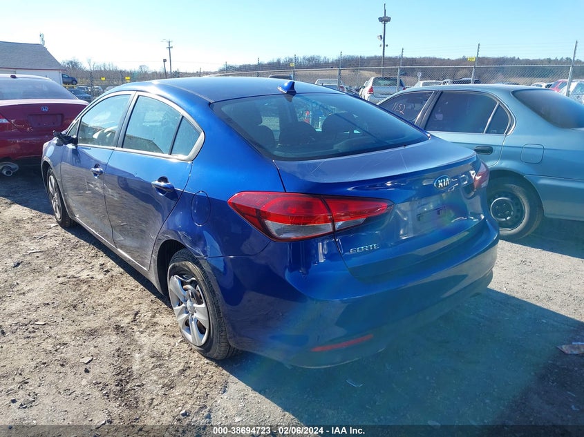 2018 KIA FORTE LX - 3KPFK4A7XJE167708