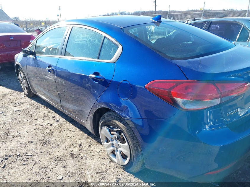 2018 KIA FORTE LX - 3KPFK4A7XJE167708