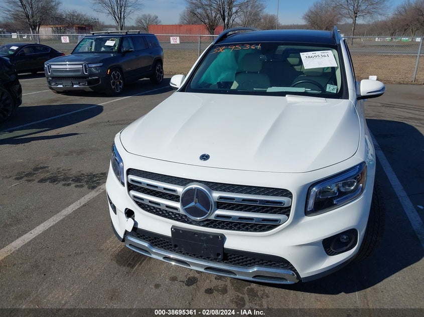 2022 MERCEDES-BENZ GLB VIN: W1N4M4HB1NW202135
