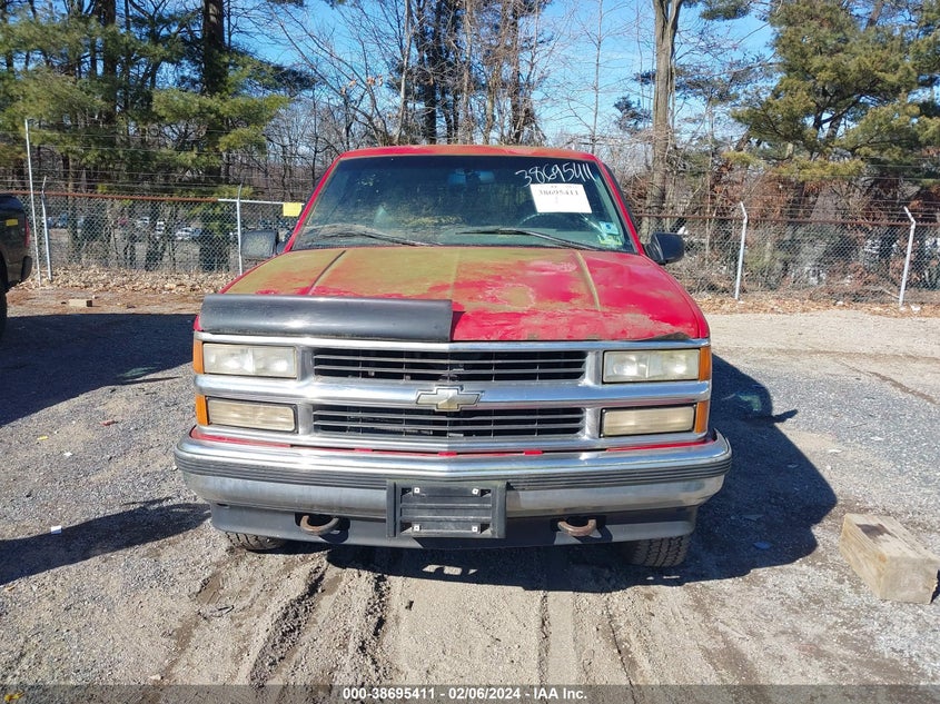 1996 Chevrolet Tahoe K1500 VIN: 1GNEK13R5TJ424151 Lot: 38695411