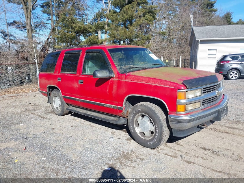 1996 Chevrolet Tahoe K1500 VIN: 1GNEK13R5TJ424151 Lot: 38695411