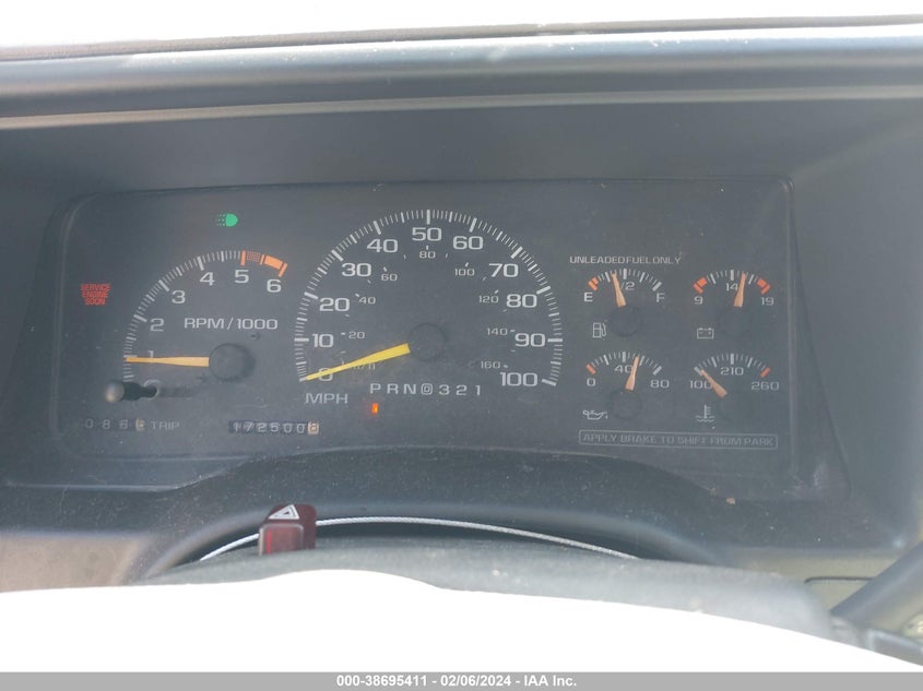 1996 Chevrolet Tahoe K1500 VIN: 1GNEK13R5TJ424151 Lot: 38695411