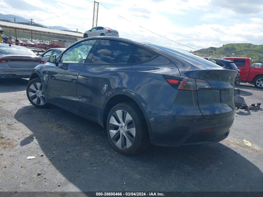 2023 Tesla Model Y Awd/Long Range Dual Motor All-Wheel Drive VIN: 7SAYGDEE5PF913765 Lot: 38695466