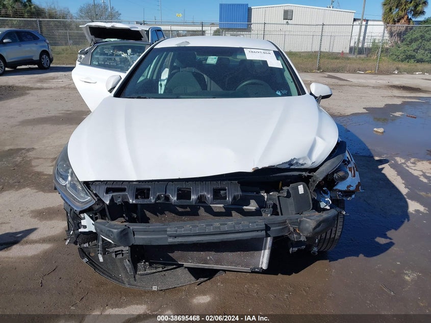VIN 5NPE24AF5KH752809 2019 HYUNDAI SONATA SE