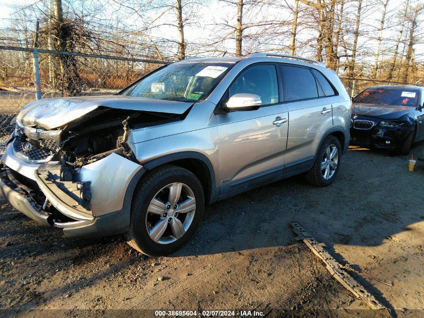 2013 KIA SORENTO EX - 5XYKUDA28DG412588