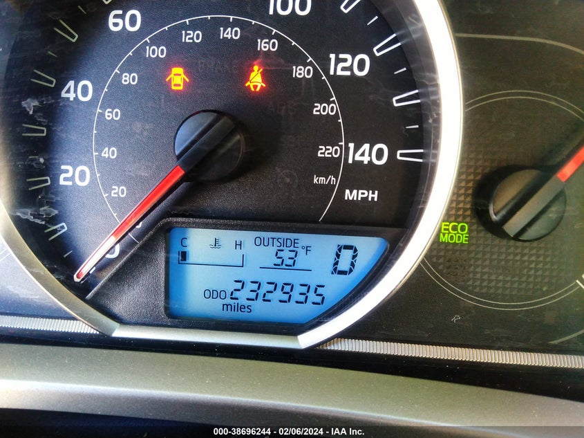 2014 TOYOTA RAV4 LE - JTMZFREV1EJ006437