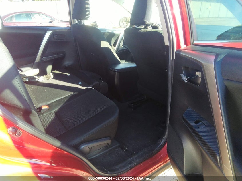 2014 TOYOTA RAV4 LE - JTMZFREV1EJ006437