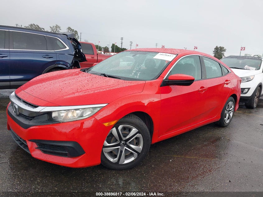 VIN 2HGFC2F57JH556966 2018 HONDA CIVIC LX