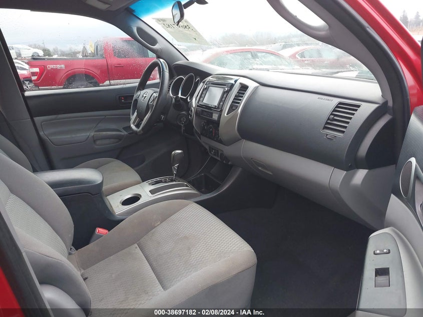 2014 TOYOTA TACOMA BASE V6 - 3TMLU4EN3EM135748