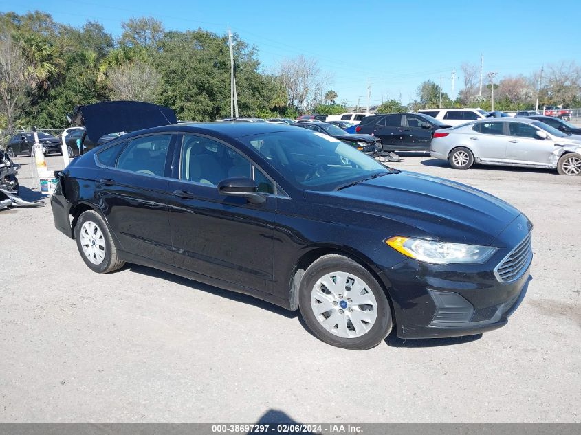 2019 FORD FUSION S - 3FA6P0G75KR107255