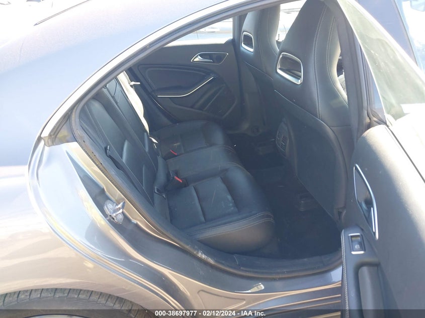 VIN WDDSJ4EB6KN751414 2019 MERCEDES-BENZ CLA 250 250