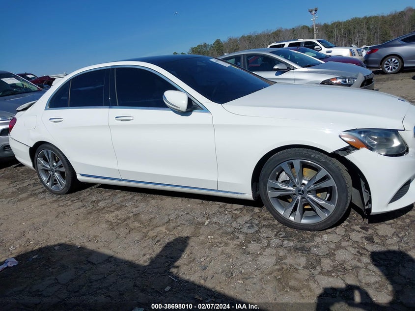 VIN 55SWF4JB1HU221652 2017 MERCEDES-BENZ C 300 LUXURY/SPORT