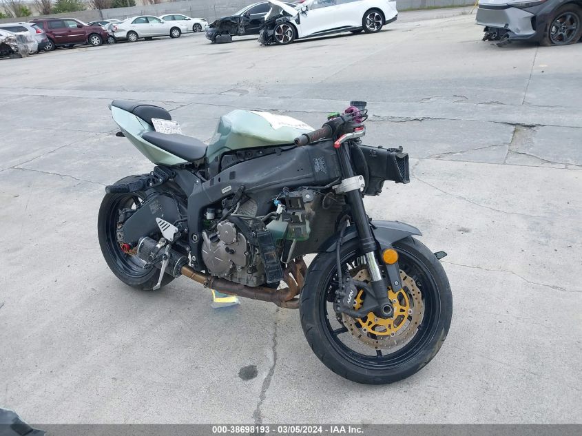 Free KAWASAKI ZX636 history by VIN on auctions Copart and IAAI 