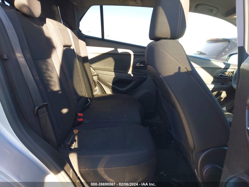 VIN 3GNCJKSB1LL322407 2020 CHEVROLET TRAX FWD LS