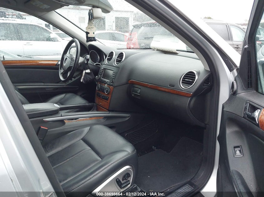 2008 Mercedes-Benz Gl 450 4Matic VIN: 4JGBF71E38A381886 Lot: 38698664