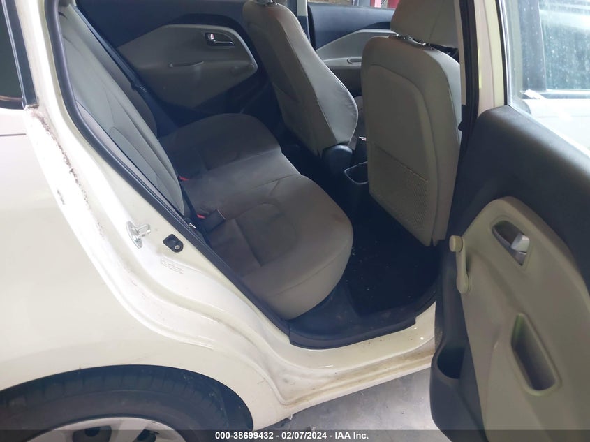 VIN KNADM4A30H6072053 2017 KIA RIO LX