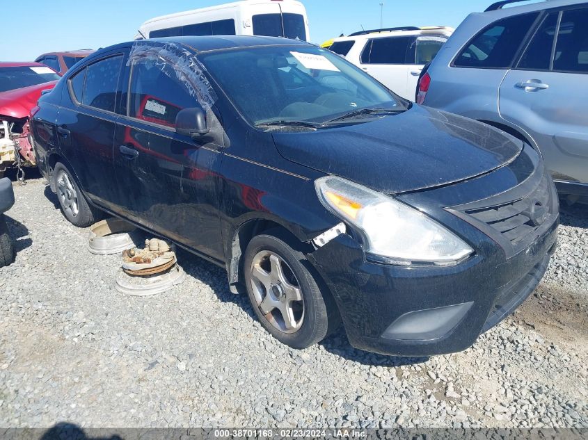 VIN 3N1CN7AP3FL852666 2015 NISSAN VERSA no.1