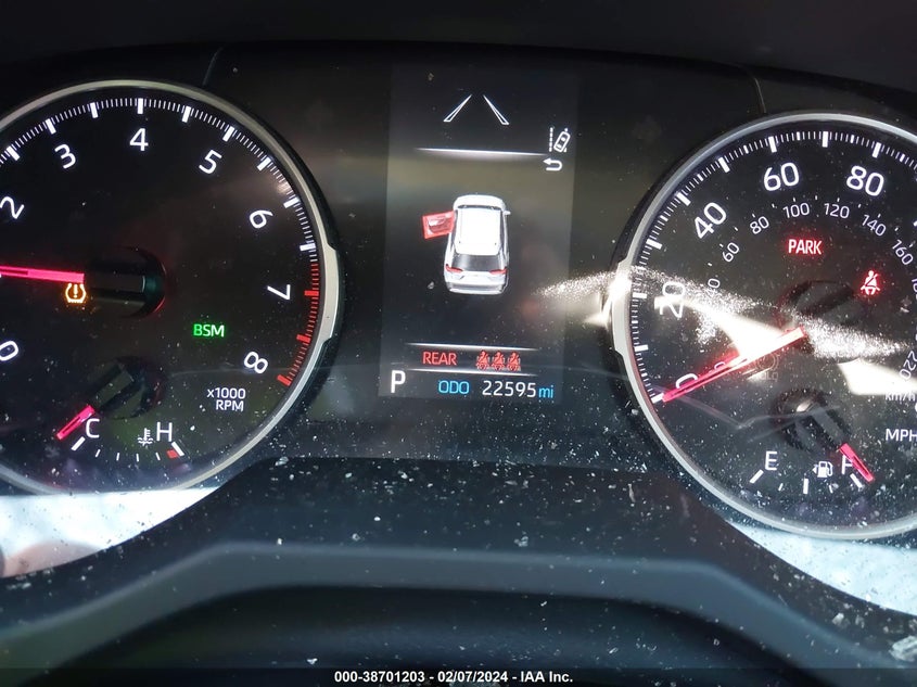 VIN JTMW1RFV1KD038671 2019 TOYOTA RAV4 XLE