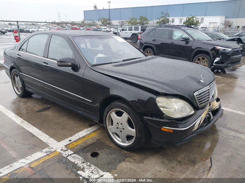 2002 Mercedes-Benz S 500 Base VIN: WDBNG75J62A293622 Lot: 38701262