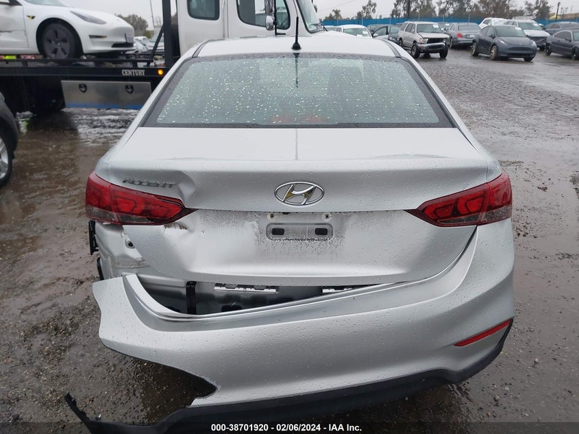 VIN 3KPC24A3XKE082191 2019 HYUNDAI ACCENT SE