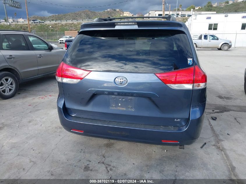 5TDKK3DC2ES467739 2014 Toyota Sienna Le V6 8 Passenger