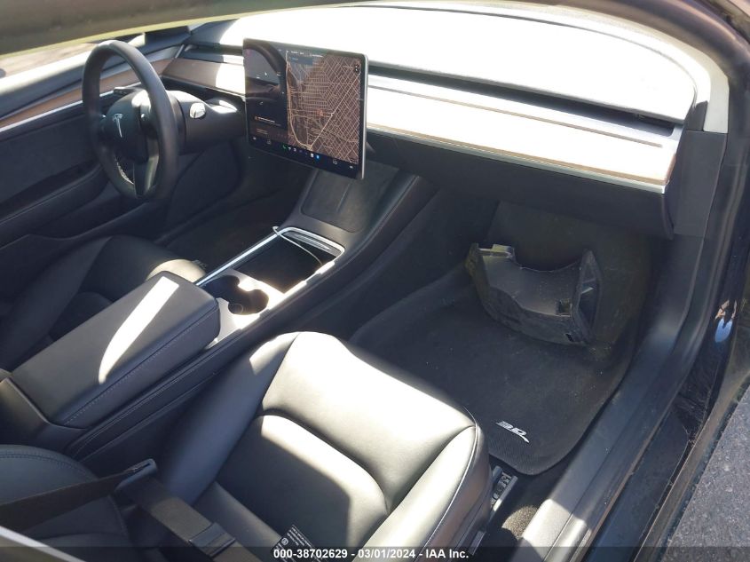 VIN 5YJ3E1EB1NF161318 2022 TESLA MODEL 3