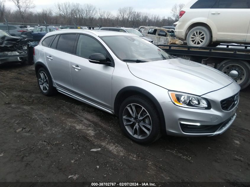 2017 Volvo V60 Cross Country T5 VIN: YV440MWK9H1032157 Lot: 38702767