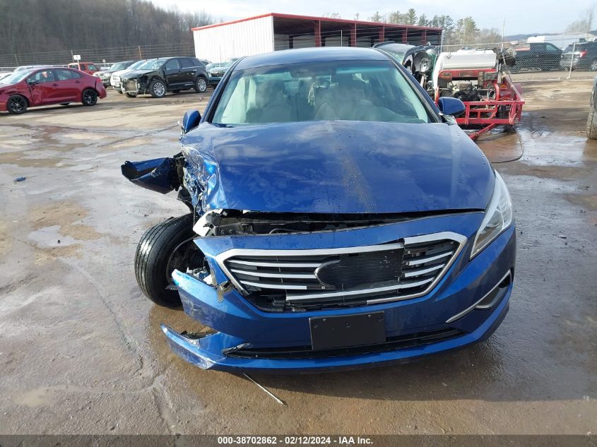 2017 Hyundai Sonata Se VIN: 5NPE24AF3HH555789 Lot: 38702862