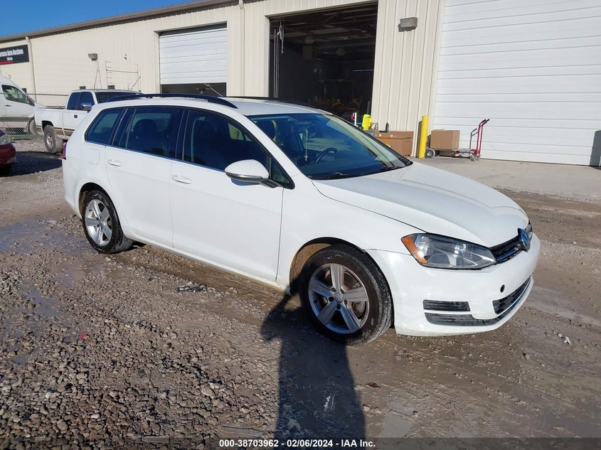 2015 VOLKSWAGEN GOLF SPORTWAGEN TDI S 4-DOOR - 3VWCA7AU9FM501881