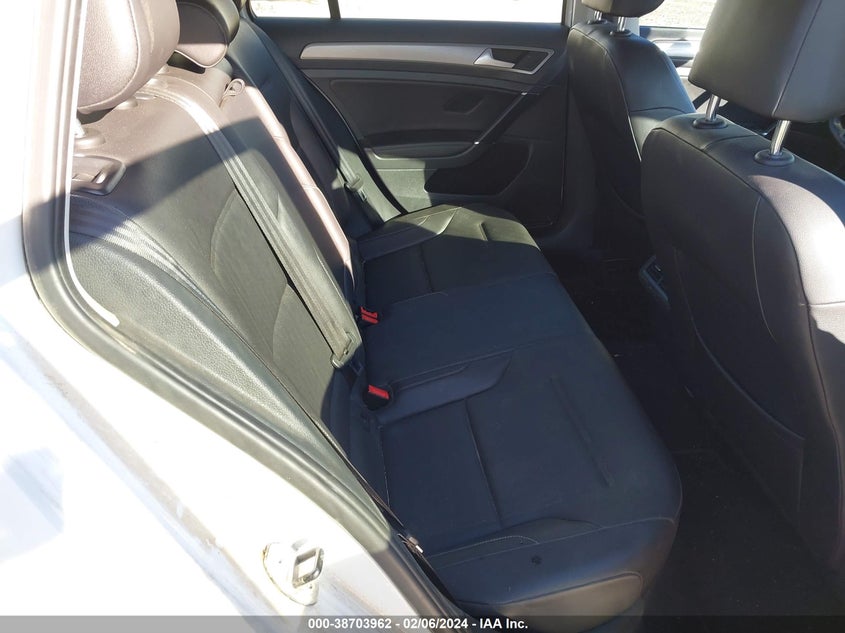 2015 VOLKSWAGEN GOLF SPORTWAGEN TDI S 4-DOOR - 3VWCA7AU9FM501881