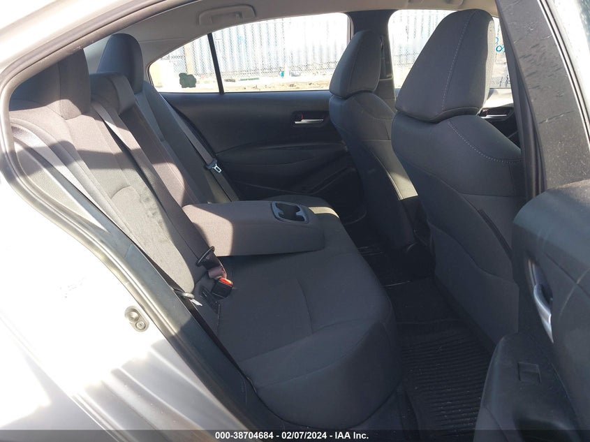 VIN 5YFVPMAE6MP165856 2021 TOYOTA COROLLA LE
