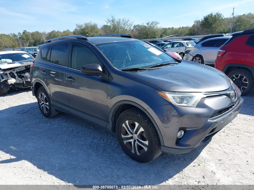 VIN JTMZFREVXHJ135278 2017 TOYOTA RAV4 LE