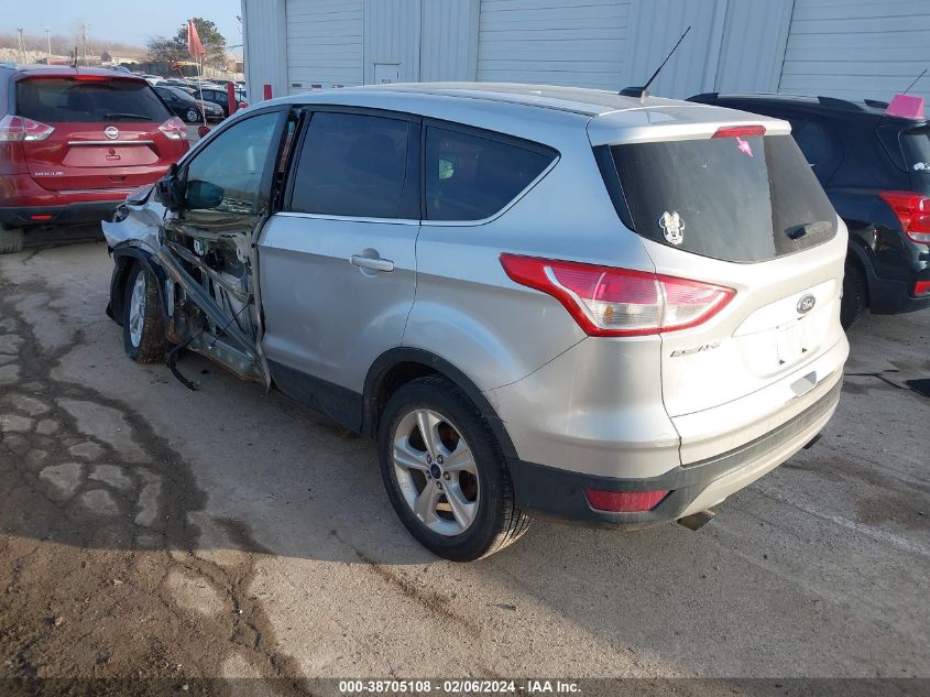 1FMCU9GXXFUA64455 2015 Ford Escape Se